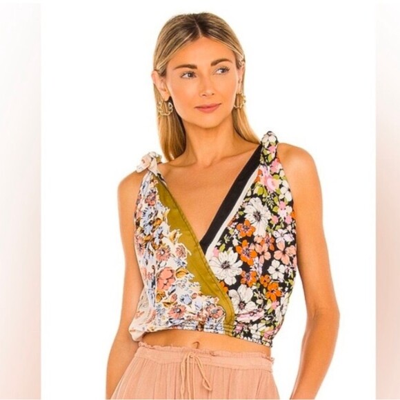 Free People Tied To You Floral Print Surplice Tank Vintage Combo Women's Size XS - Picture 1 of 11